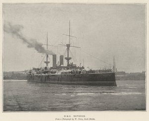 HMS Revenge av English Photographer