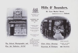 Hills and Saunders (s/v foto) av English Photographer