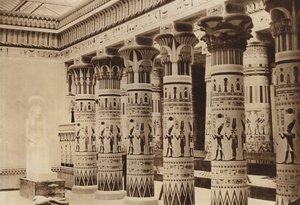 Interiör av det egyptiska museet med Philae Portico av English Photographer