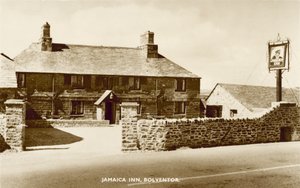 Jamaica Inn, Bolventor, Cornwall, känd för att vara associerad med cornisk smuggling och hyllad i boken med samma namn av Daphne Du Maurier (s/v foto) av English Photographer