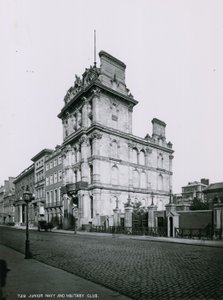 Junior Navy and Military Club, London av English Photographer