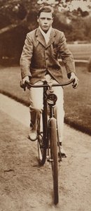 Kung Edward VIII cyklade 1911 av English Photographer