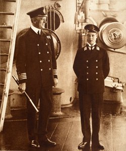 Kung Edward VIII som Midshipman i H.M.S. Hindustan, 1910 av English Photographer