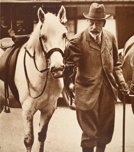 King George and His Favorite Pony Jock, 1930-talet av English Photographer