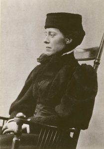 Mary Kingsley, porträtt, sittande, bär hatt (s/v foto) av English Photographer