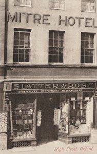 Mitre Hotel och Slatter and Rose, High Street, Oxford (s/v foto) av English Photographer
