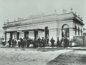 Notting Hill Gate Station: exteriör av Metropolitan Railway, 1868 av English Photographer