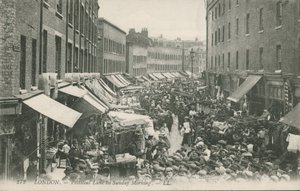 Underkjol Lane på söndag morgon av English Photographer