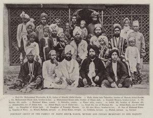 Porträttgrupp av familjen Hafiz Abdul Karim, Munshi och Indiens sekreterare till hennes majestät av English Photographer