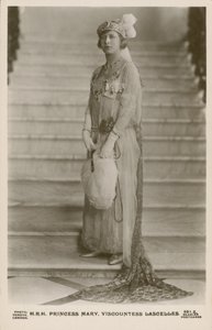 Prinsessan Mary, Viscountess Lascelles (s/v foto) av English Photographer