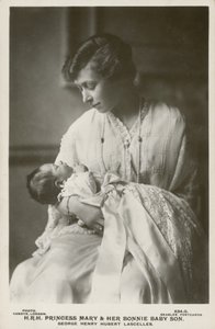 Prinsessan Mary, Viscountess Lascelles, med sin äldsta son, George av English Photographer