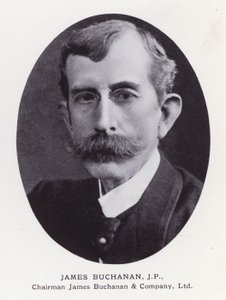 Prominent Men of London: James Buchanan (s/v foto) av English Photographer