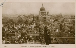 St Pauls Cathedral, London, från Fleet Street av English Photographer