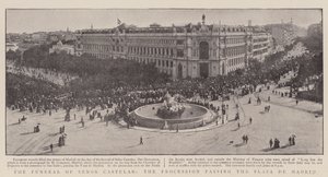 Senor Castelars begravning, processionen som passerar Plaza de Madrid av English Photographer