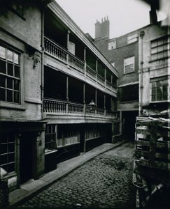 The George, Southwark av English Photographer