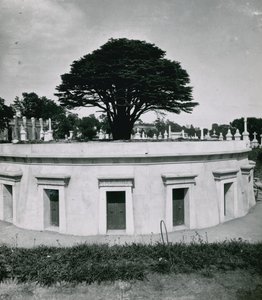Libanon-katakomben, Highgate-kyrkogården av English Photographer