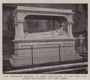 Mausoleet som uppfördes i Esher Churchyard av den framlidne Lord Esher för honom själv och Lady Esher av English Photographer