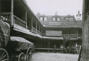 The Tabard Inn, Southwark av English Photographer