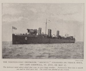 Torpedo-Boat Destroyer Recruit, strandade på Verick Rock, utanför Cape Cornwall, St Just, den 27 maj av English Photographer