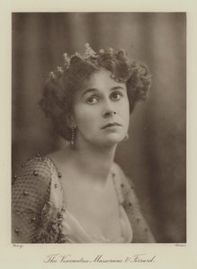 Viscountess Massereene och Ferrard (svartvitt foto) av English Photographer