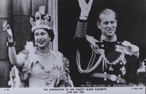 Kröningen av hennes majestät drottning Elizabeth, 2 juni 1953 (s/v foto) av English Photographer