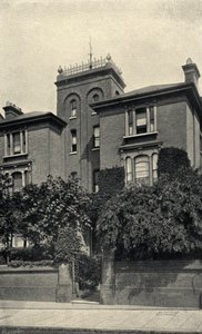 Theodore Watts-Duntons (1832-1914) hem i Putney Hill av English Photographer