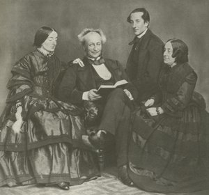 Viktoriansk familjegrupp, 1857 av English Photographer