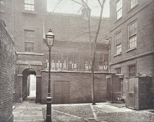 Utsikt över Barnards Inn, 1879 av English Photographer