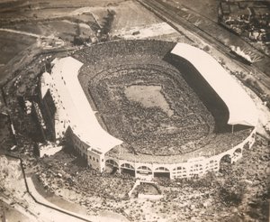 West Ham United vs. Bolton Wanderers, den första fotbollsmatchen som spelades på nya Wembley Stadium, 1923 av English Photographer