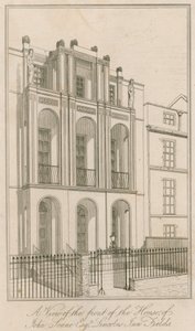 En vy av framsidan av huset till John Soane Esq, Lincolns Inn Fields, London av English School