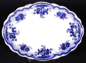 Albertoli mönster Staffordshire tallrik, ca 1860 (keramik) av English School