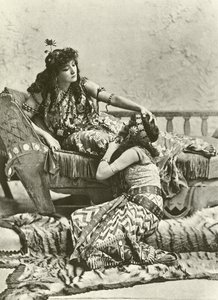 Bernhardt som Cleopatra (gravyr) av English School