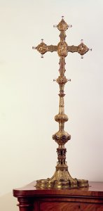 Kors designat av Antonio de Macerata