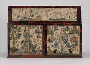 Broderad kista, ca 1660 (silke, canvas, trä, sköldpaddsskal och silverfästen)
