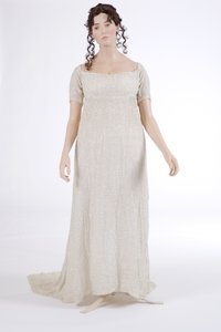 Aftonklänning, 1800 (bomullsmuslin & glaspärlor) av English School