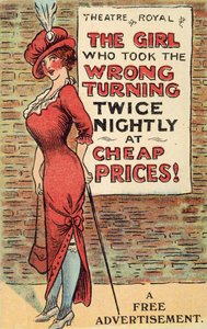 Mädchen liest einen Theaterflyer von English School