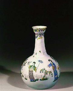 Liverpool vattenflaska med emaljerad chinoiserie dekoration, ca 1750 (lergods) av English School