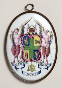 Oval plakett som visar frimurarmärket (emalj) av English School
