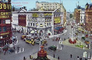 Vykort föreställande Piccadilly Circus c.1928 av English School