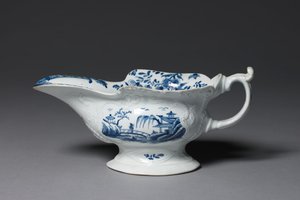 Såsbåt, möjligen tillverkad av Worcester Porcelain Factory eller Bristol Porcelain Factory, ca 1752 av English School