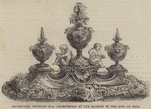 Silverförgyllt bläckställ för presentation av Hennes Majestät till kungen av Siam (gravyr) av English School
