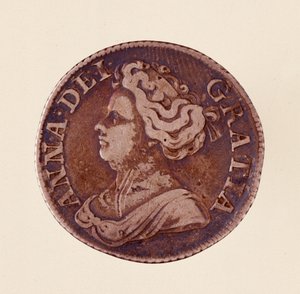 Silverengelska Groschen, drottning Anne Stuart (Anne av Storbritannien) (1665-1714) 1712. Diam. 2,5 cm Neapel, museo archeologico av English School