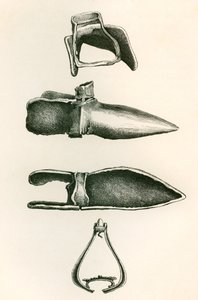 Stirrups and Sollerets, från The British Army: Its Origins, Progress and Equipment, publicerad 1868. av English School
