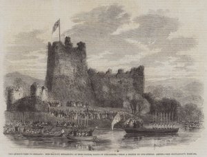 Drottningens besök i Irland, Hennes Majestät går ombord på Ross Castle, Lakes of Killarney (gravyr) av English School