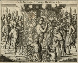 Bränningen av William Hunter, martyr (gravyr) av English School