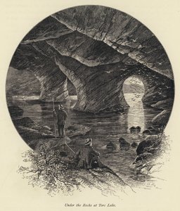 Under the Rocks at Torc Lake (gravyr) av English School