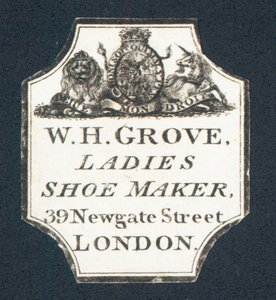 W H Grove, Damskomakare, handelskort av English School