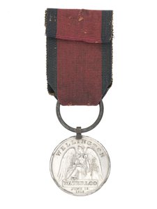 Waterloo Medal, en av två medaljer som tilldelas kirurgen William Jones av English School