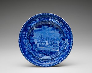 Tallrik, c. 1818-1846 (blyglaserat lergods med transfertryck) av Enoch Wood and Sons