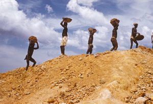 Columbitbrytning, Nigeria, Afrika